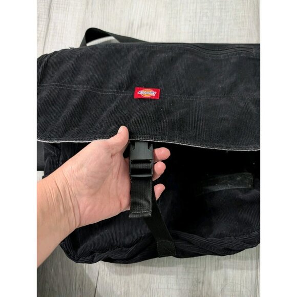 Dickies Black Corduroy Star Messenger YAK PAK Crossbody Bag 16” X 12” X4.5" Y2K - Picture 7 of 12
